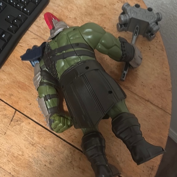 Marvel Thor ragnarok - Picture 2 of 2